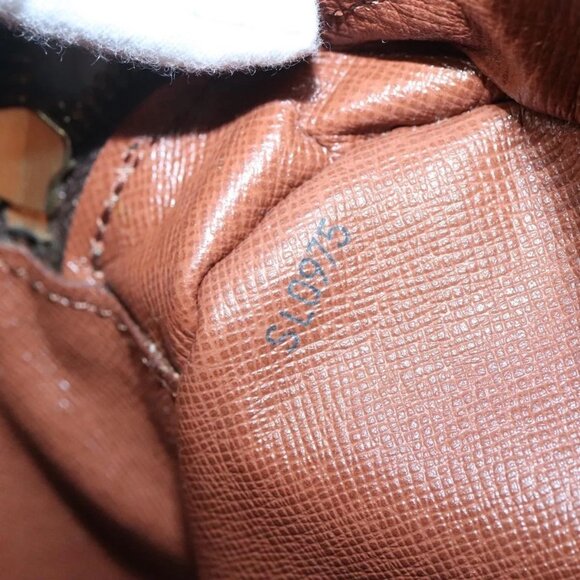 LOUIS VUITTON Monogram Compiegne 28 Clutch Bag - Picture 11 of 16